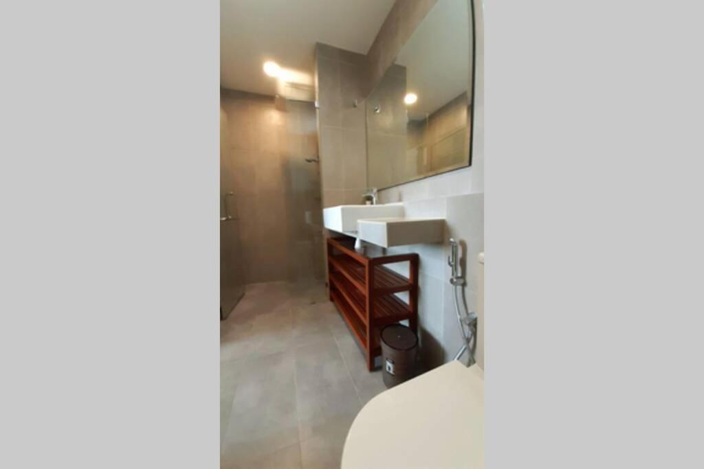 Casa Raudhah @ Timurbay Seafront Residence Kampung Sungai Karang Ngoại thất bức ảnh