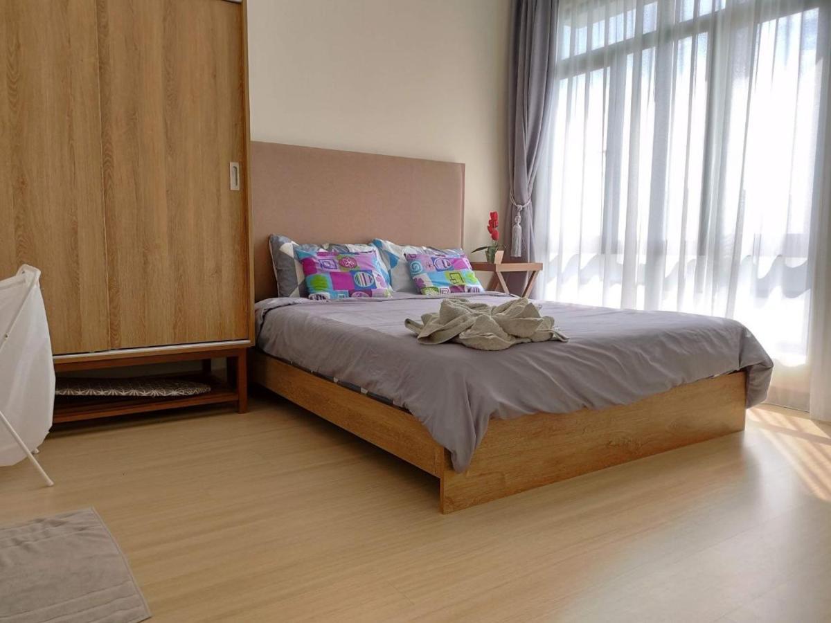 Casa Raudhah @ Timurbay Seafront Residence Kampung Sungai Karang Ngoại thất bức ảnh
